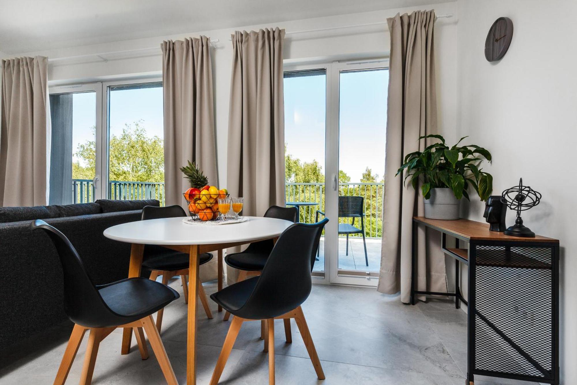 Apartamenty Pilice ยาสต์เชอเบีย กูรา ภายนอก รูปภาพ