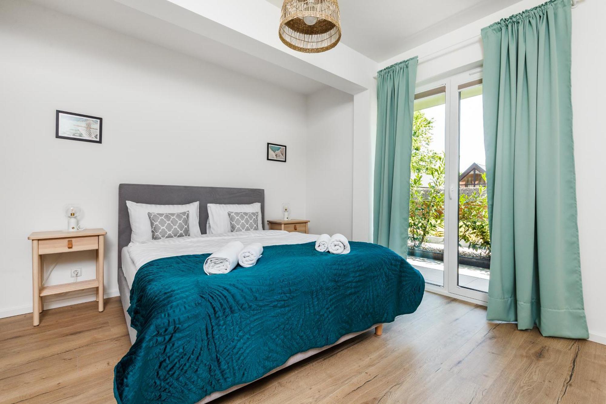 Apartamenty Pilice ยาสต์เชอเบีย กูรา ภายนอก รูปภาพ