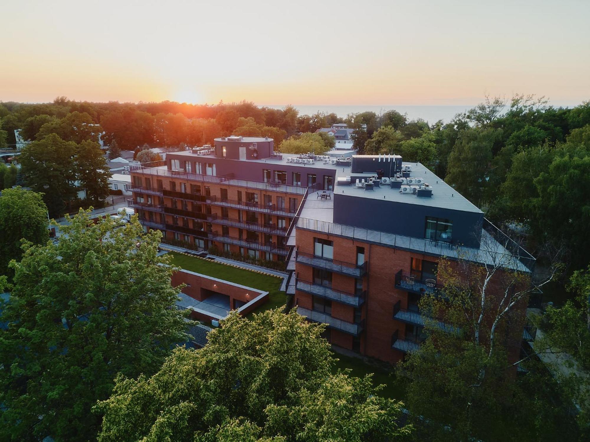 Apartamenty Pilice ยาสต์เชอเบีย กูรา ภายนอก รูปภาพ